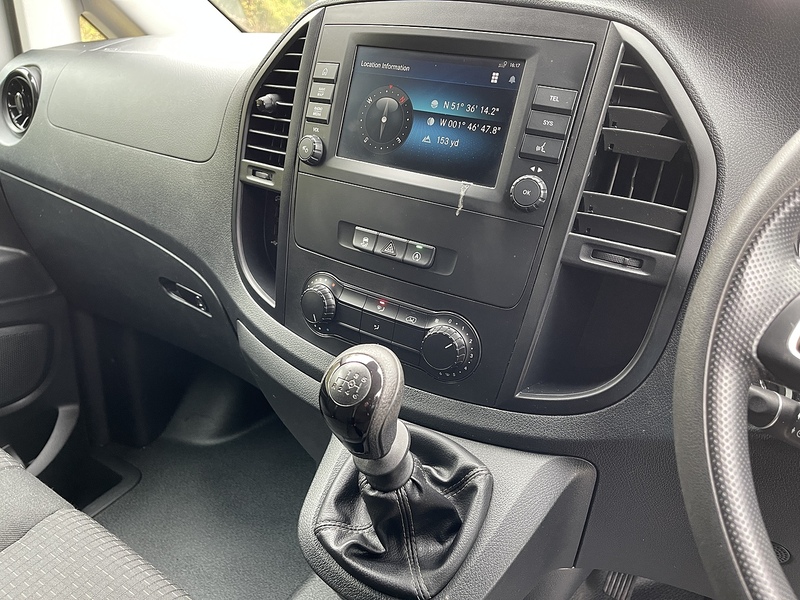 Mercedes-Benz Vito 114 Progressive L2 2.0 5dr Panel Van Diesel - U197