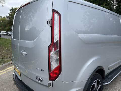Ford Transit Custom Transit Custom Active Panel Van 1 Manual Diesel - U203