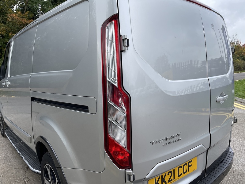 Ford Transit Custom Transit Custom Active Panel Van 1 Manual Diesel - U203