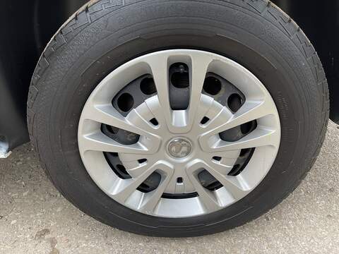 Vauxhall Vivaro Vivaro Dynamic Panel Van 1 Manual Diesel - U209