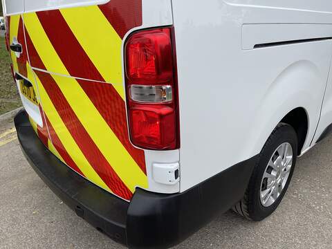 Vauxhall Vivaro Vivaro Dynamic Panel Van 1 Manual Diesel - U209