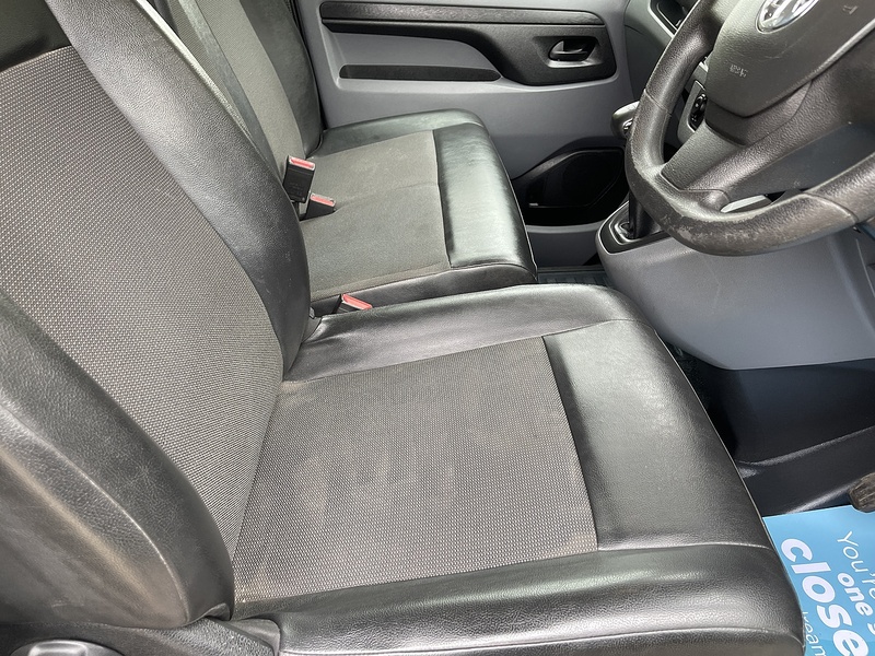 Vauxhall Vivaro Vivaro Dynamic Panel Van 1 Manual Diesel - U209