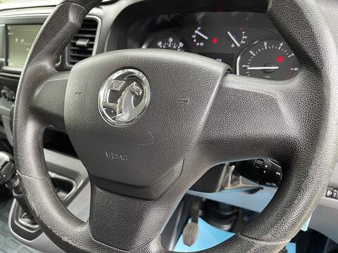 Vauxhall Vivaro Vivaro Dynamic Panel Van 1 Manual Diesel - U209