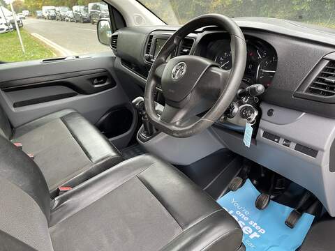 Vauxhall Vivaro Vivaro Dynamic Panel Van 1 Manual Diesel - U209
