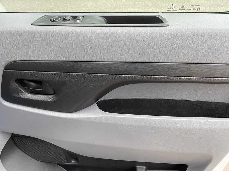 Vauxhall Vivaro Vivaro Dynamic Panel Van 1 Manual Diesel - U209