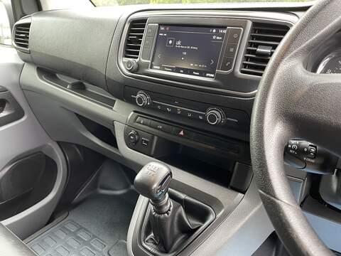 Vauxhall Vivaro Vivaro Dynamic Panel Van 1 Manual Diesel - U209