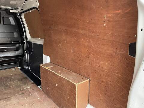Vauxhall Vivaro Vivaro Dynamic Panel Van 1 Manual Diesel - U209