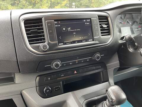 Vauxhall Vivaro Vivaro Dynamic Panel Van 1 Manual Diesel - U209