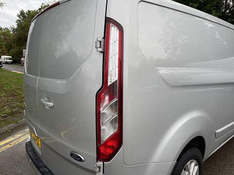 Ford Transit Custom Transit Custom Limited Panel Van 1 Manual Diesel - U210
