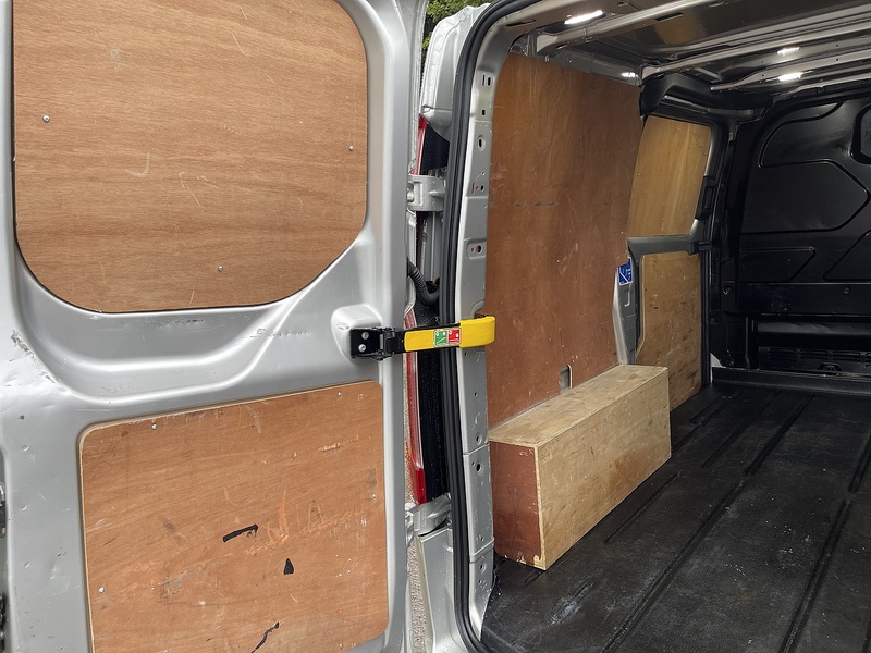 Ford Transit Custom Transit Custom Limited Panel Van 1 Manual Diesel - U210
