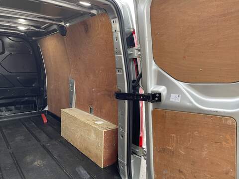 Ford Transit Custom Transit Custom Limited Panel Van 1 Manual Diesel - U210