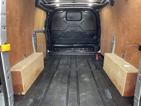 Ford Transit Custom Transit Custom Limited Panel Van 1 Manual Diesel - U210