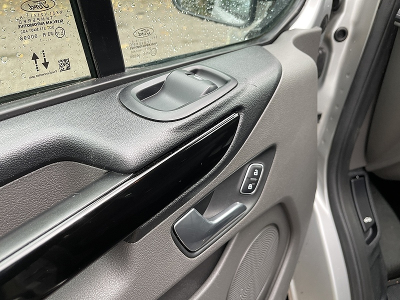 Ford Transit Custom Transit Custom Limited Panel Van 1 Manual Diesel - U210