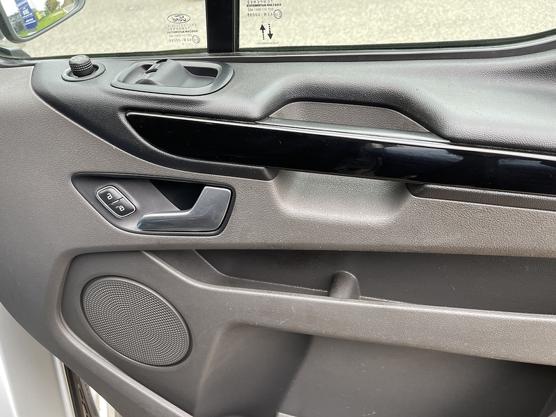 Ford Transit Custom 2.0 300 EcoBlue Limited L1 H1 Euro 6 (s/s) 5dr - U224