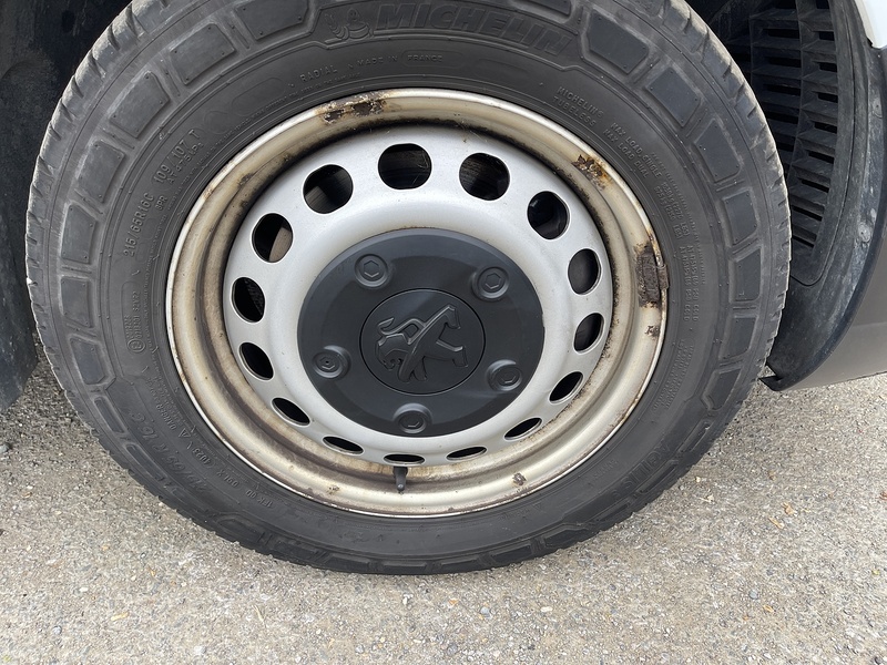 Peugeot Expert 2.0 BlueHDi 1400 Professional Premium Standard Panel Van MWB Euro 6 (s/s) 6dr - U268