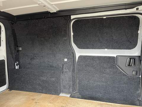 Peugeot Expert 2.0 BlueHDi 1400 Professional Premium Standard Panel Van MWB Euro 6 (s/s) 6dr - U268