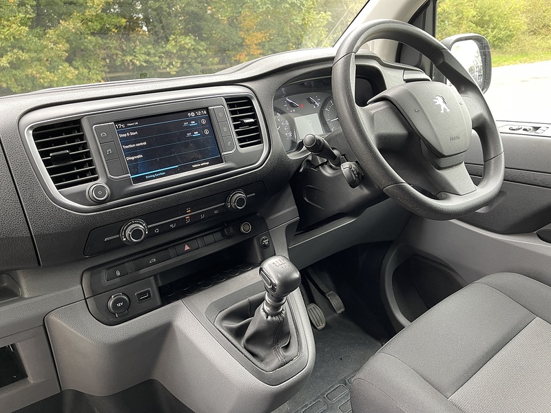 Peugeot Expert 2.0 BlueHDi 1400 Professional Premium Standard Panel Van MWB Euro 6 (s/s) 6dr - U268