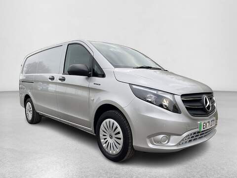 Mercedes-Benz eVito Vito SELECT Minibus 1 Automatic Diesel