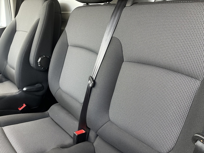 Renault Trafic 2.0 dCi ENERGY 28 Business Panel Van 5dr Diesel Manual SWB Standard Roof Euro 6 (s/s) (120 ps) - U274