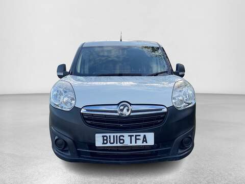 Vauxhall Combo 1.3 CDTi 2000 16v Panel Van 3dr Diesel Manual FWD L1 H1 (133 g/km, 89 bhp) - U282