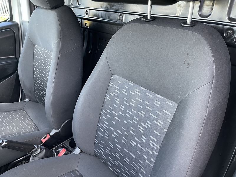 Vauxhall Combo 1.3 CDTi 2000 16v Panel Van 3dr Diesel Manual FWD L1 H1 (133 g/km, 89 bhp) - U282