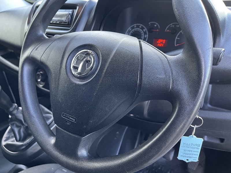 Vauxhall Combo 1.3 CDTi 2000 16v Panel Van 3dr Diesel Manual FWD L1 H1 (133 g/km, 89 bhp) - U282