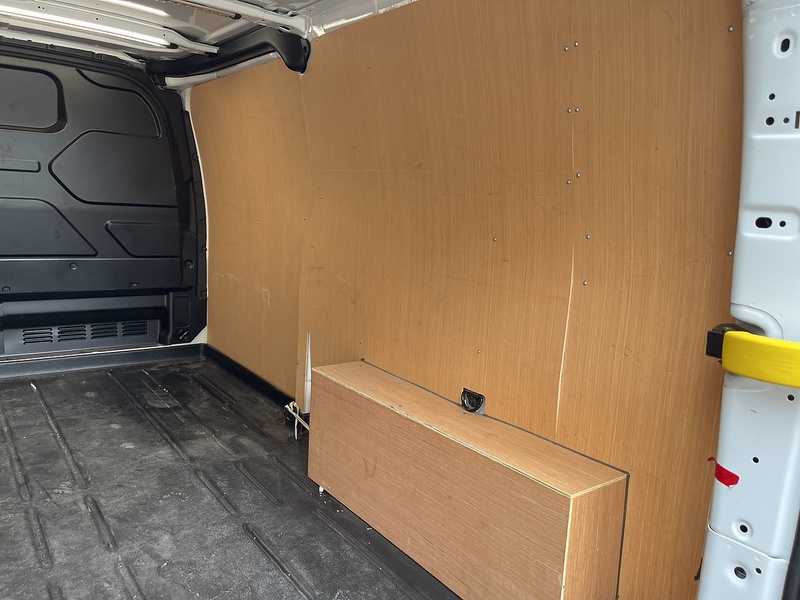 Ford Transit Custom Transit Custom Limited Panel Van 1 Manual Diesel - U290