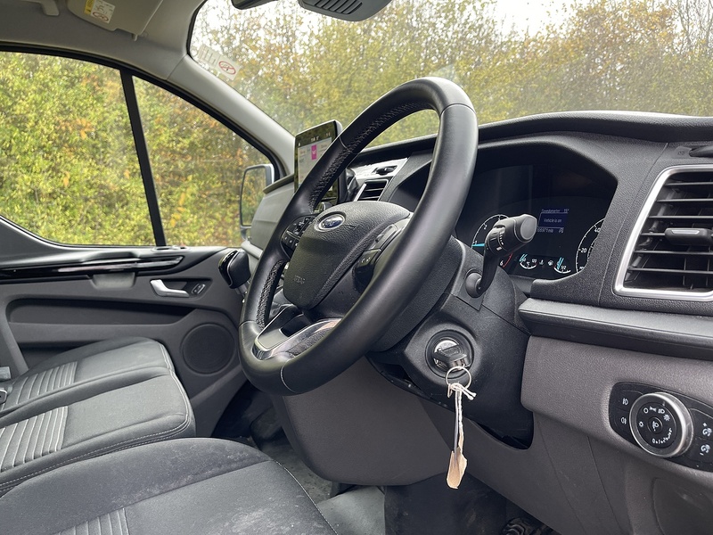 Ford Transit Custom Transit Custom Limited Panel Van 1 Manual Diesel - U290