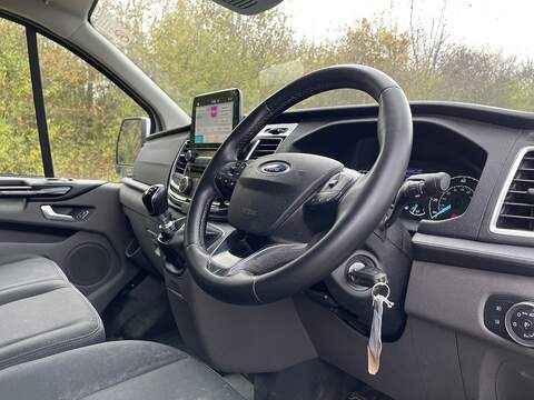 Ford Transit Custom Transit Custom Limited Panel Van 1 Manual Diesel - U290