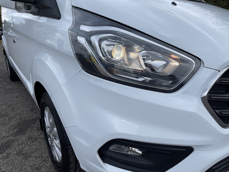 Ford Transit Custom Transit Custom Limited Panel Van 1 Manual Diesel - U290