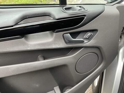 Ford Transit Custom 1.0 340 EcoBoost 13.6kWh Limited Auto L1 H1 Euro 6 5dr - U299