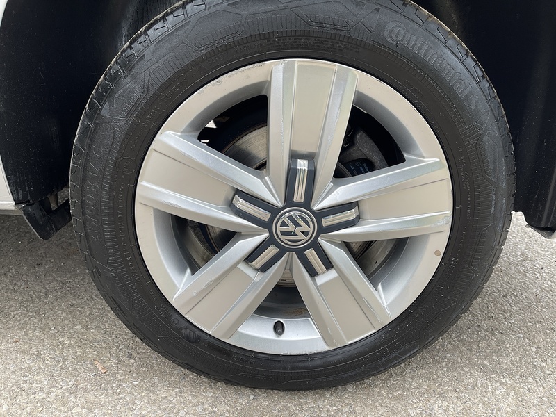 Volkswagen Transporter Shuttle 2.0 TDI SE DSG LWB Euro 6 (s/s) 5dr - U300