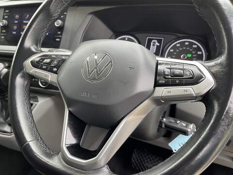 Volkswagen Transporter Shuttle 2.0 TDI SE DSG LWB Euro 6 (s/s) 5dr - U300