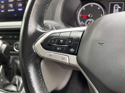 Volkswagen Transporter Shuttle 2.0 TDI SE DSG LWB Euro 6 (s/s) 5dr - U300