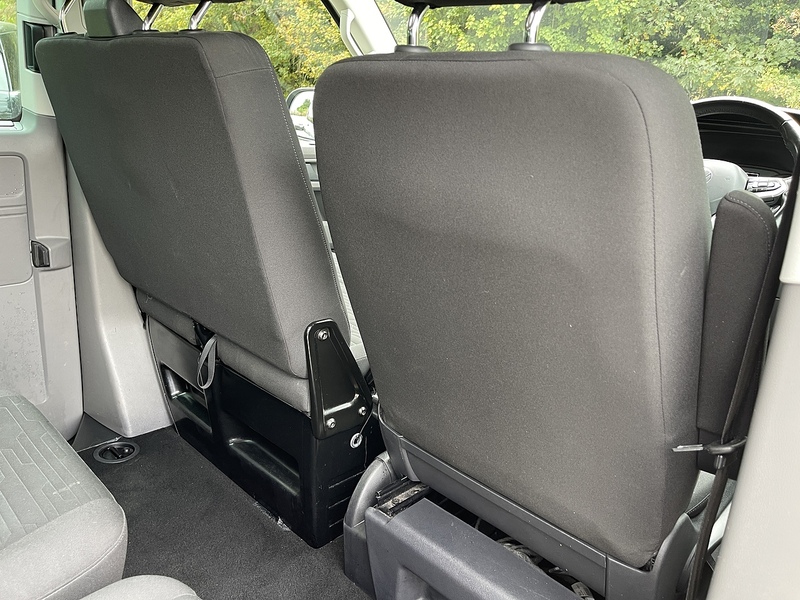 Volkswagen Transporter Shuttle 2.0 TDI SE DSG LWB Euro 6 (s/s) 5dr - U300