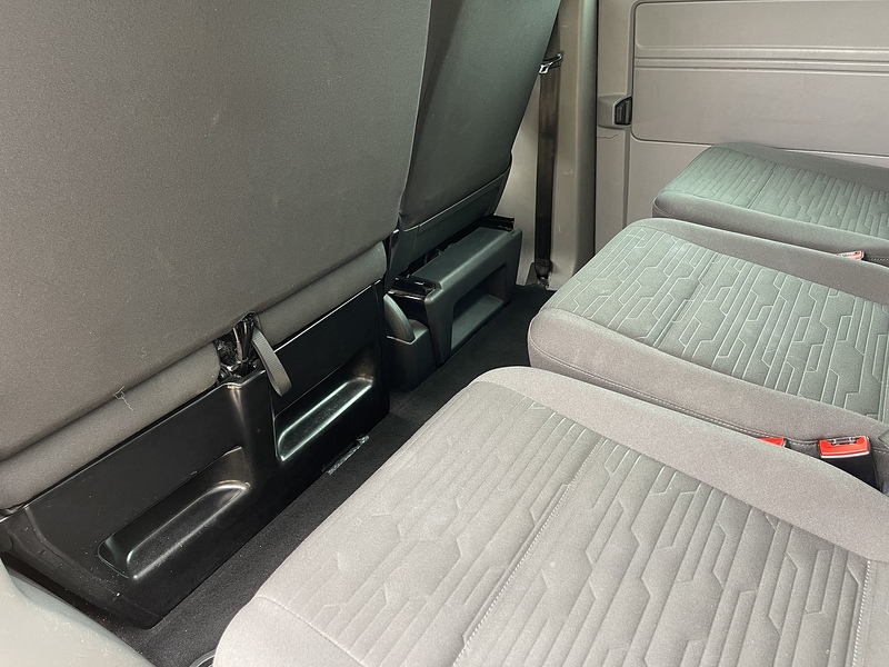 Volkswagen Transporter Shuttle 2.0 TDI SE DSG LWB Euro 6 (s/s) 5dr - U300