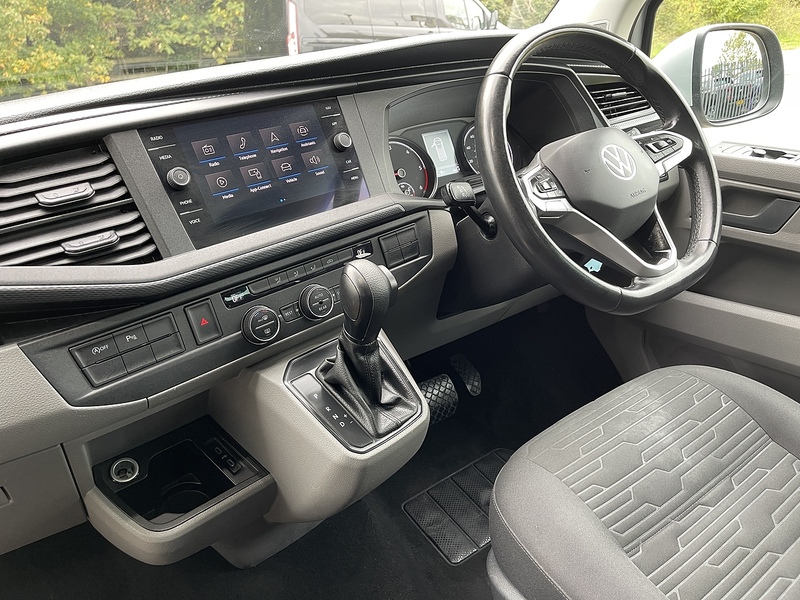 Volkswagen Transporter Shuttle 2.0 TDI SE DSG LWB Euro 6 (s/s) 5dr - U300