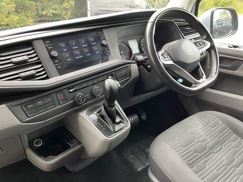 Volkswagen Transporter Shuttle 2.0 TDI SE DSG LWB Euro 6 (s/s) 5dr - U300