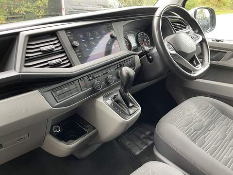Volkswagen Transporter Shuttle 2.0 TDI SE DSG LWB Euro 6 (s/s) 5dr - U300