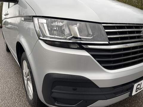 Volkswagen Transporter Shuttle 2.0 TDI SE DSG LWB Euro 6 (s/s) 5dr - U300