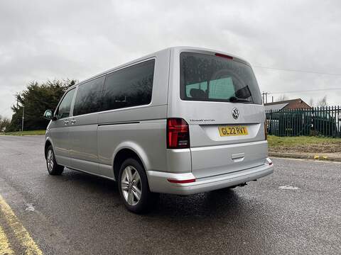 Volkswagen Transporter Shuttle 2.0 TDI SE DSG LWB Euro 6 (s/s) 5dr - U300