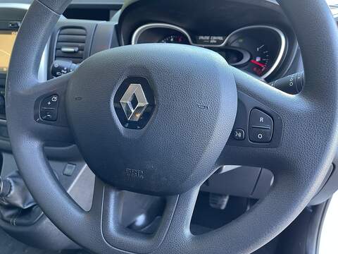 Renault Trafic 2.0 dCi ENERGY 30 Business SWB Standard Roof Euro 6 (s/s) 5dr - U303