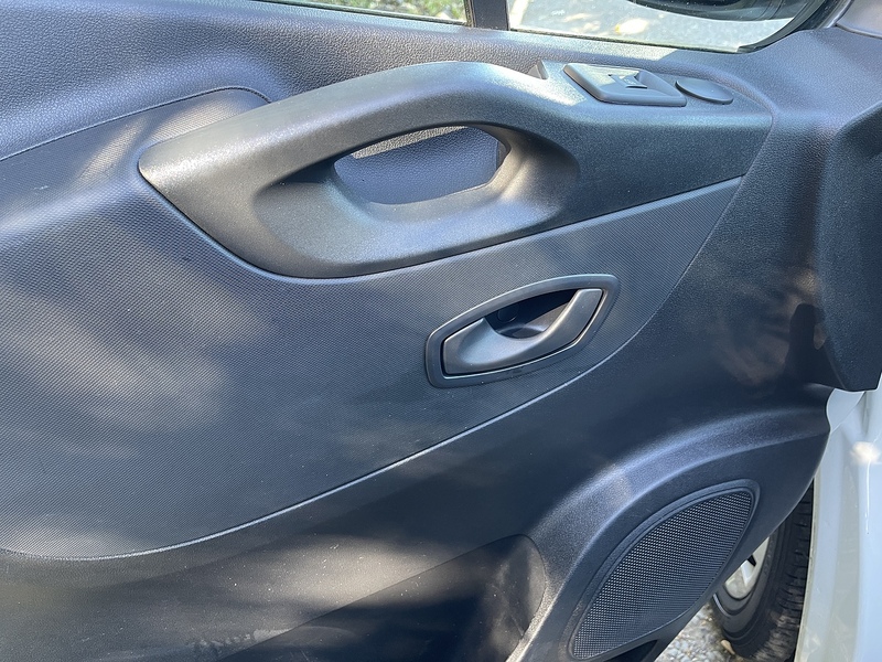 Renault Trafic 2.0 dCi ENERGY 30 Business SWB Standard Roof Euro 6 (s/s) 5dr - U303