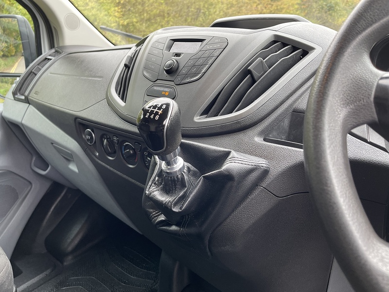 Ford Transit 2.0 350 EcoBlue FWD L2 H3 Euro 6 5dr - U305