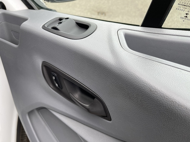 Ford Transit 2.0 350 EcoBlue FWD L2 H3 Euro 6 5dr - U305