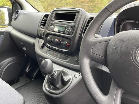 Vauxhall Vivaro 1.6 CDTi 2900 L1 H1 Euro 6 (s/s) 5dr - U306
