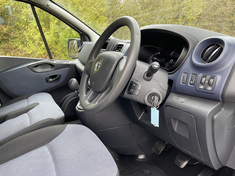 Vauxhall Vivaro 1.6 CDTi 2900 L1 H1 Euro 6 (s/s) 5dr - U306