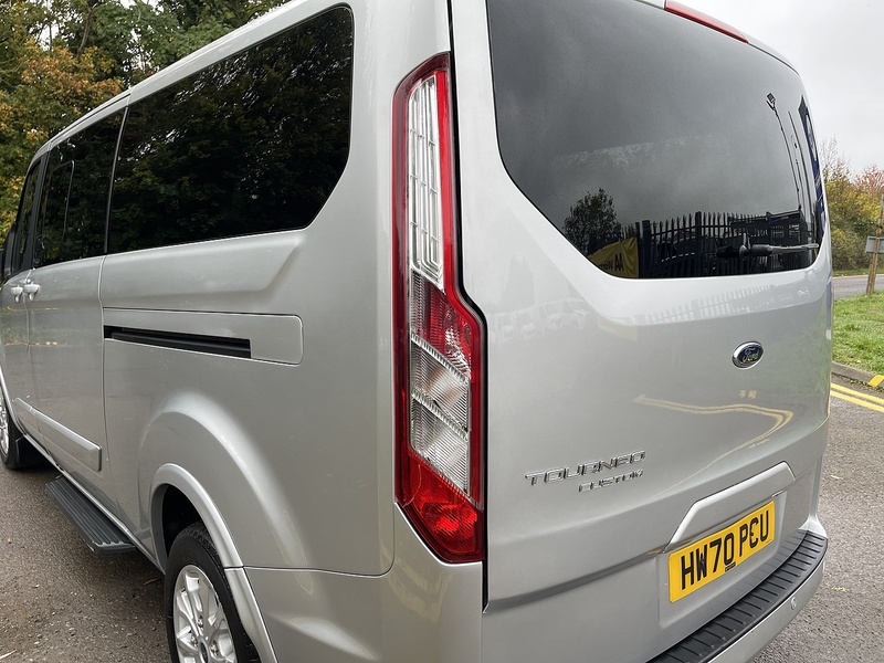 Ford Tourneo Custom 2.0 320 EcoBlue Titanium Auto L2 Euro 6 (s/s) 5dr - U310