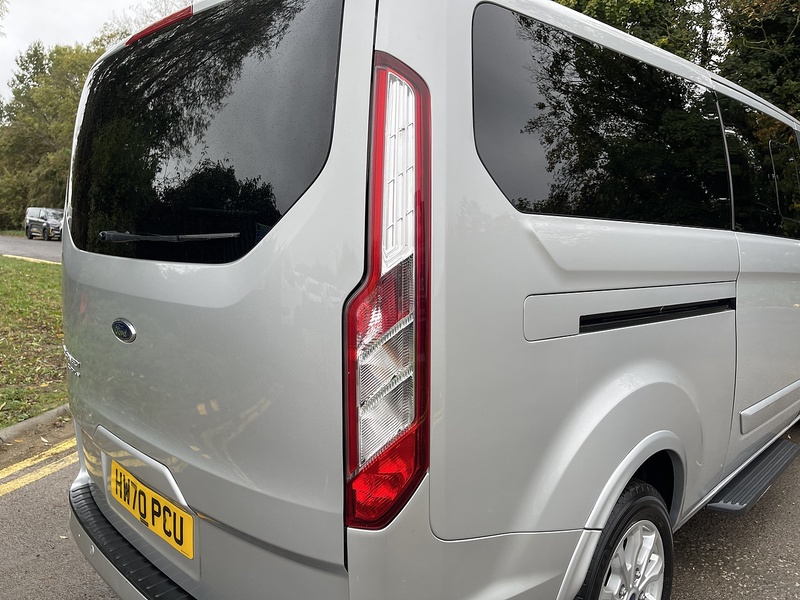 Ford Tourneo Custom 2.0 320 EcoBlue Titanium Auto L2 Euro 6 (s/s) 5dr - U310