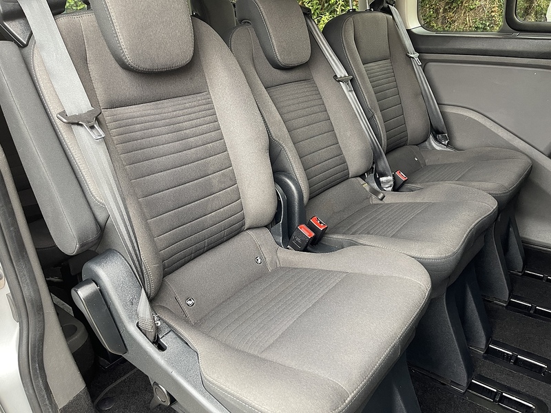 Ford Tourneo Custom 2.0 320 EcoBlue Titanium Auto L2 Euro 6 (s/s) 5dr - U310